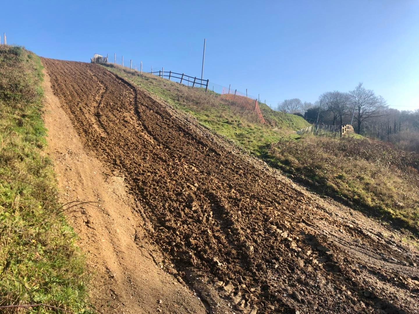 Les photos du Terrain Moto Cross de Apremont-La Roussière