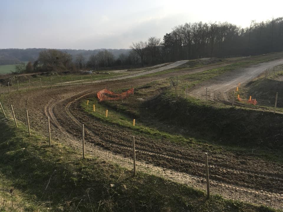 photos du Terrain Moto Cross de Barbonne Fayel