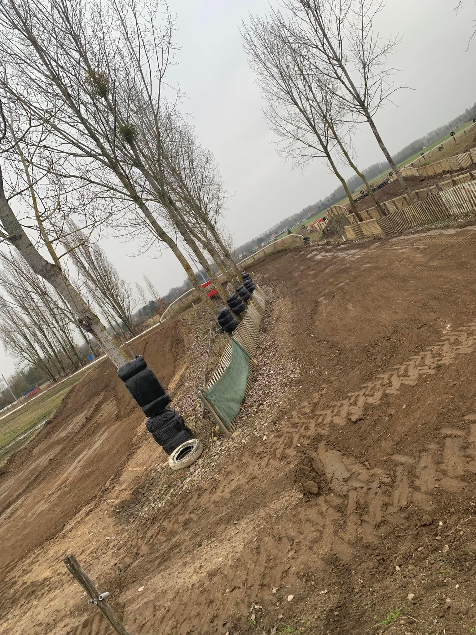 Les photos du Terrain Moto Cross de Clery Saint Andre