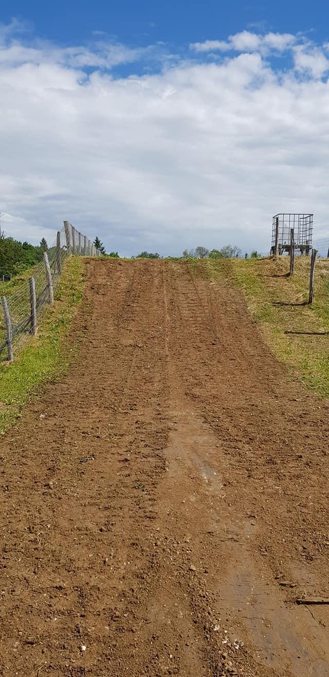 photos du Terrain Moto Cross de Cloyes sur le Loir