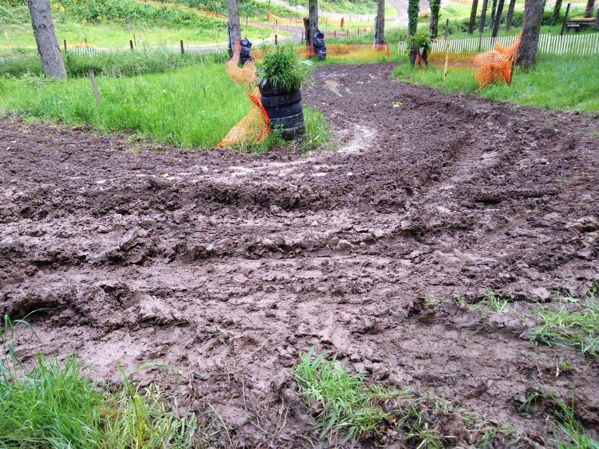 photos du Terrain Moto Cross de Corseul