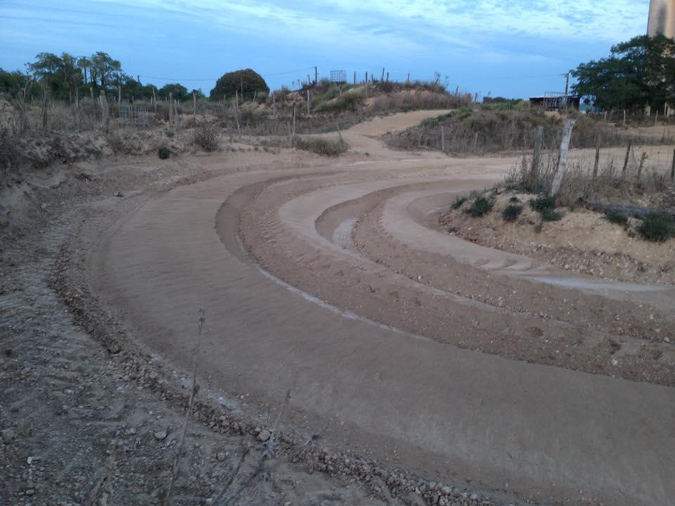 Les photos du Terrain Moto Cross de Dompierre