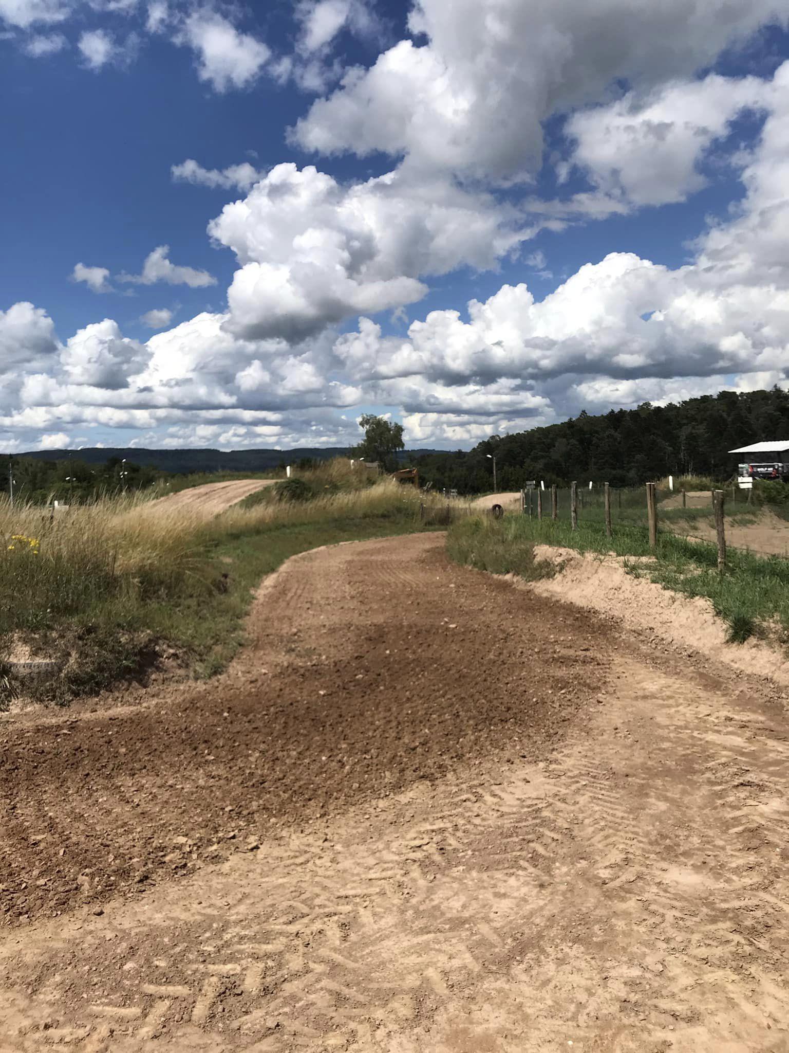 photos du Terrain Moto Cross de Fontenoy le Chateau