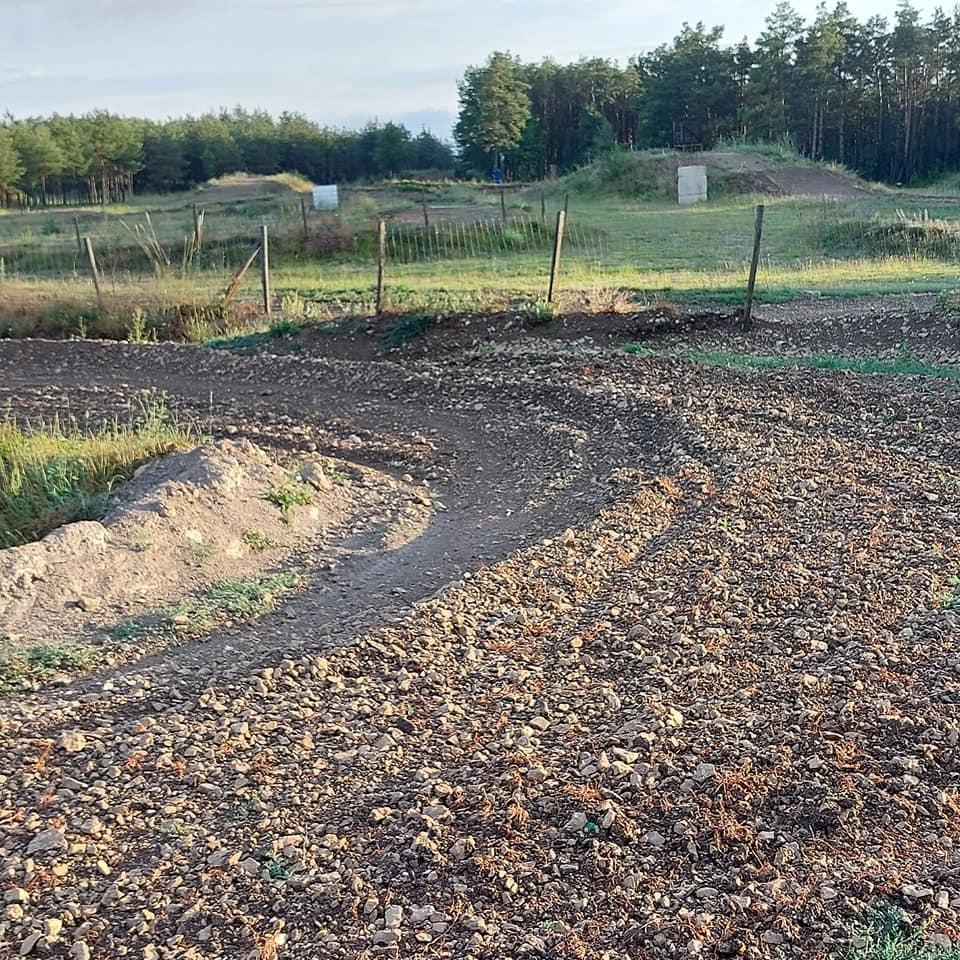 Les photos du Terrain Moto Cross de La Neuville Sur Essonne