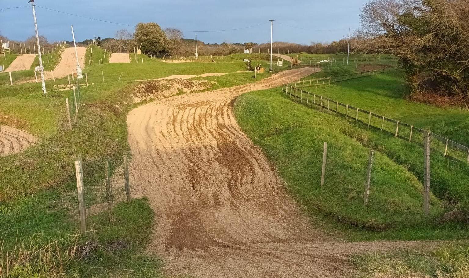 photos du Terrain Moto Cross de la Turballe