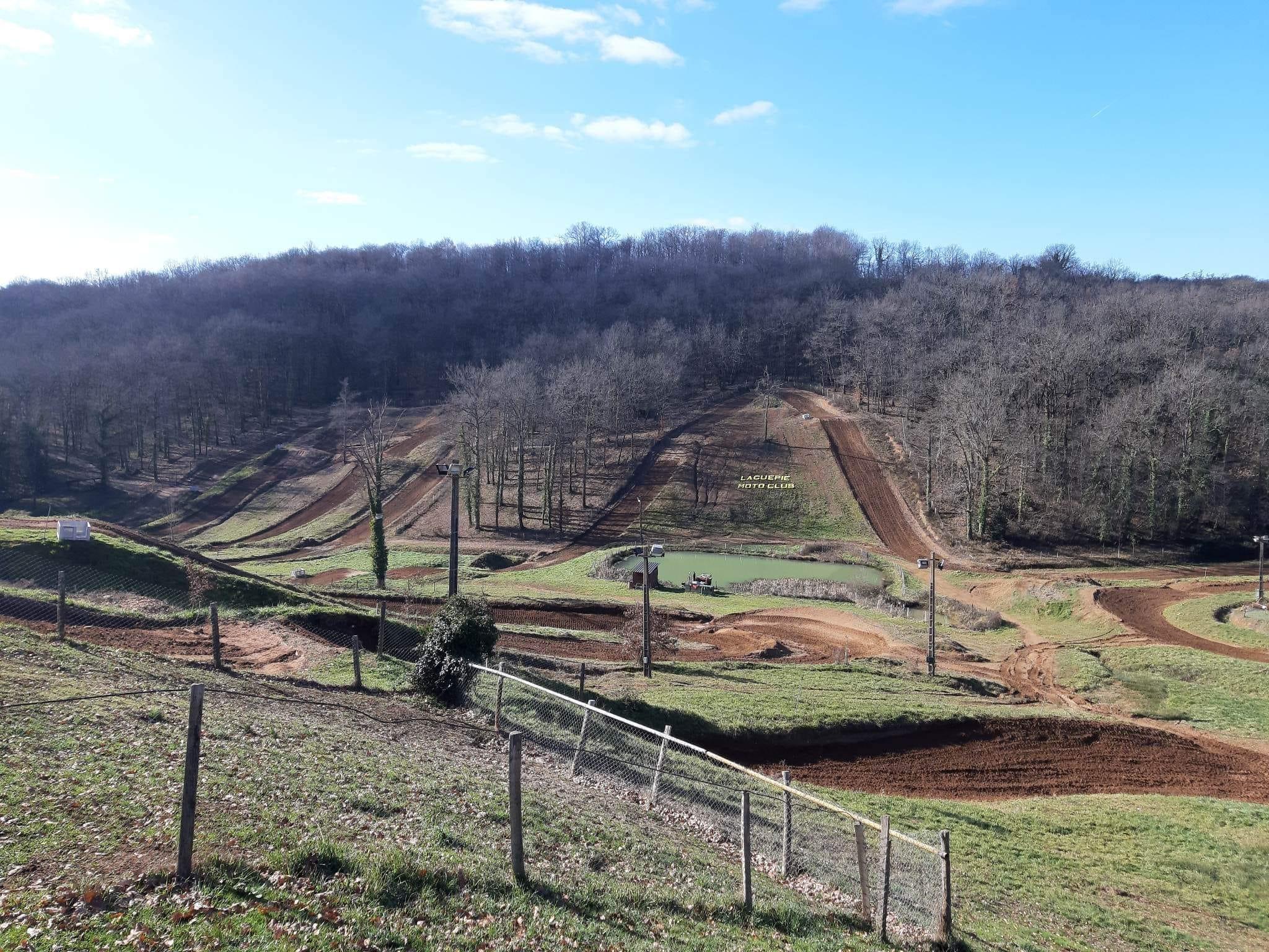 photos du Terrain Moto Cross de Laguépie