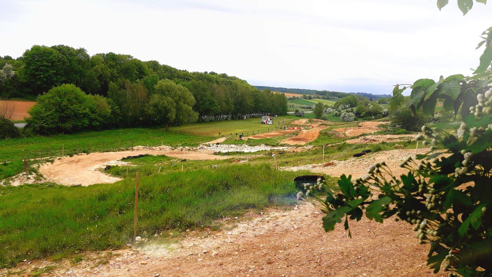 photos du Terrain Moto Cross de Le Boisle