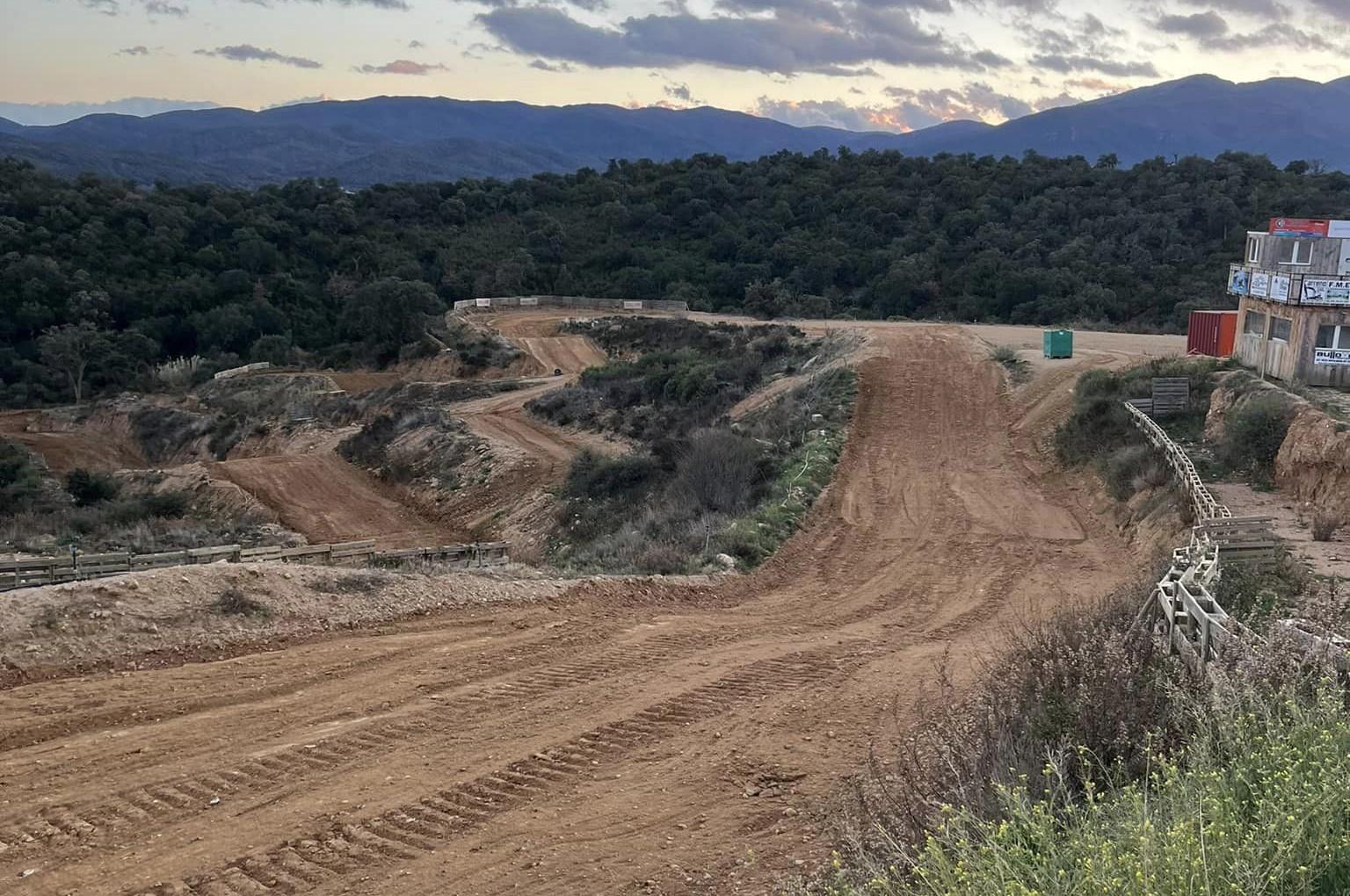 photos du Terrain Moto Cross de Le Boulou