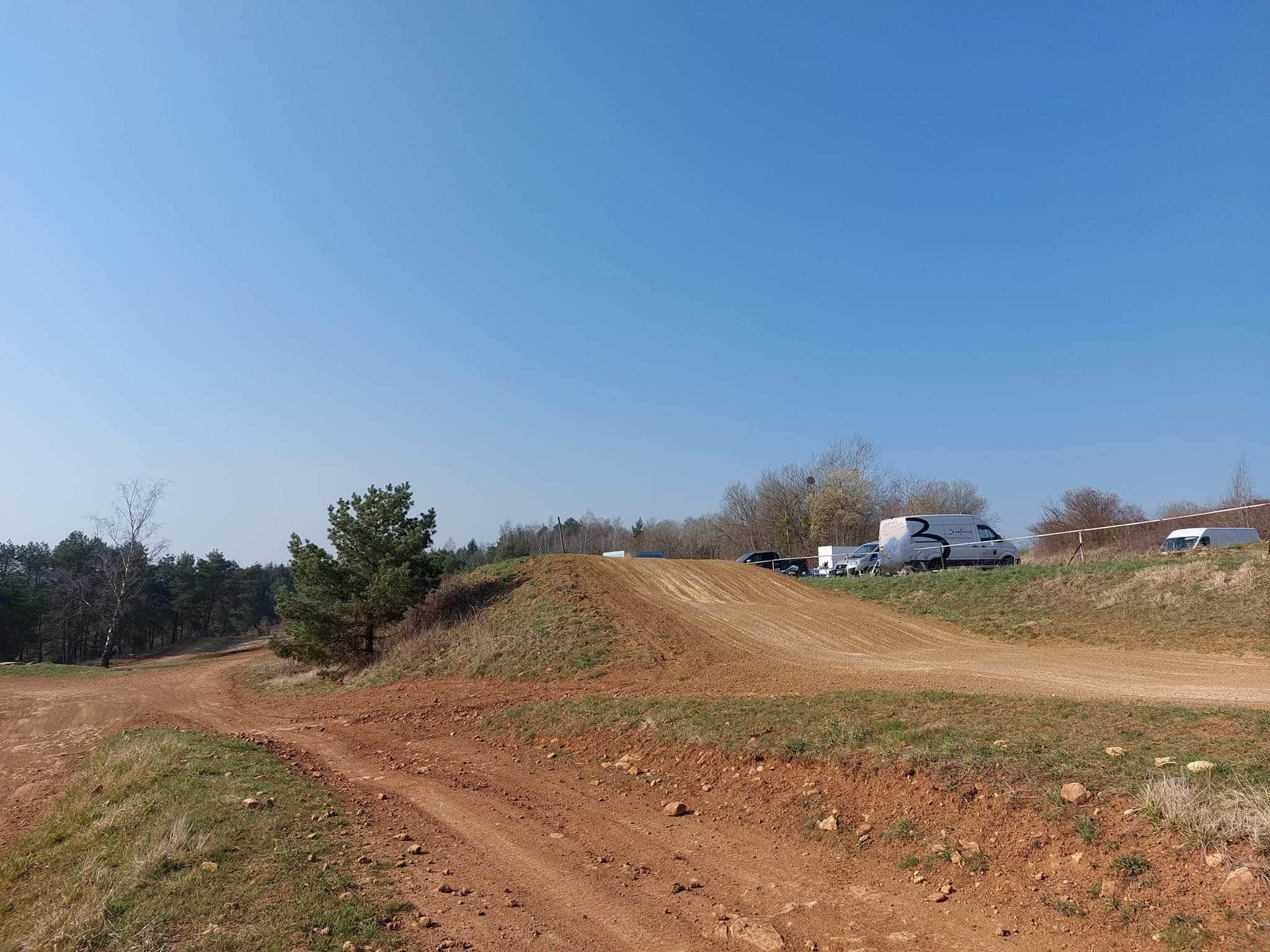 photos du Terrain Moto Cross de Moulins