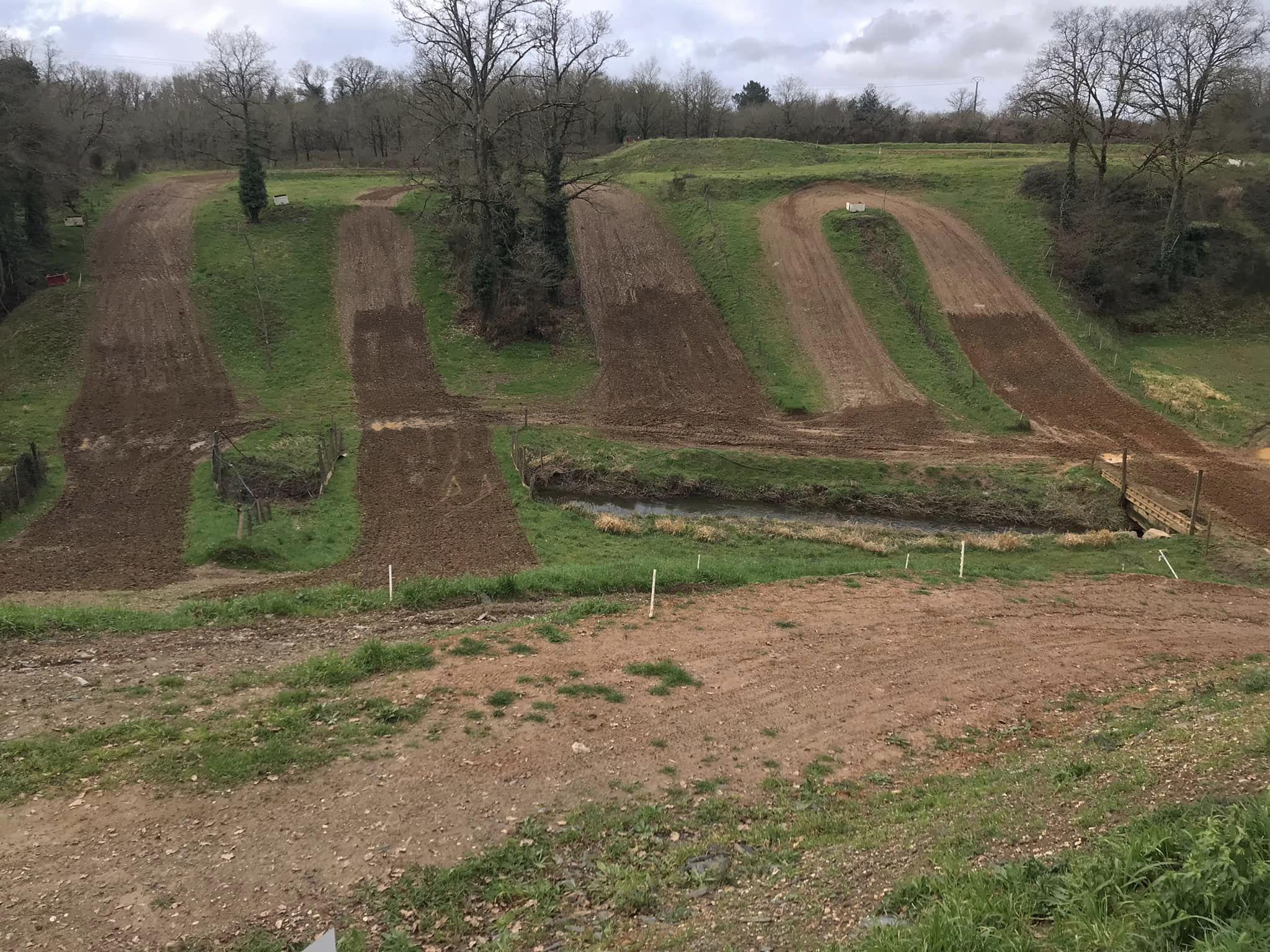 photos du Terrain Moto Cross de Nozay