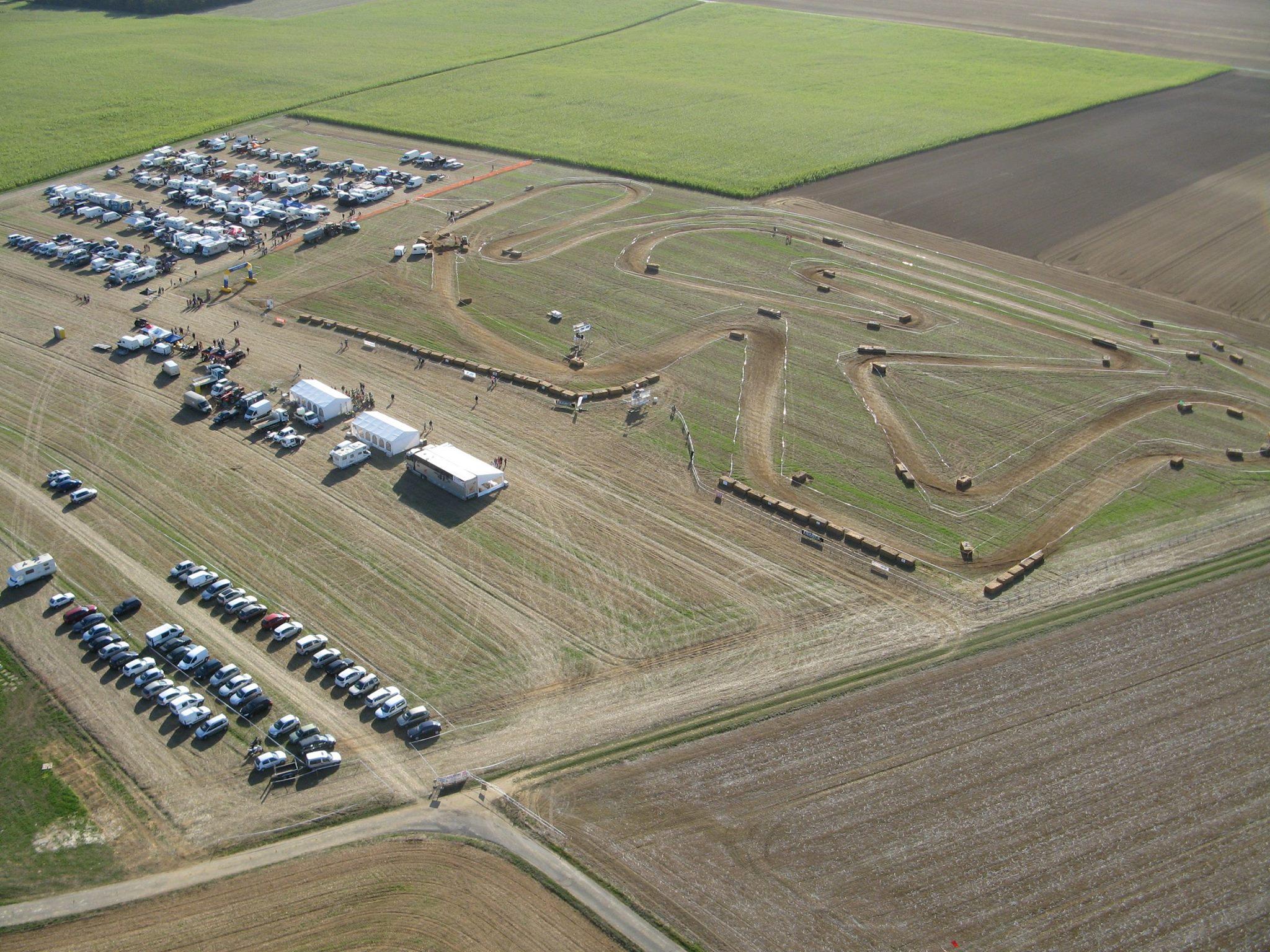 Les photos du Terrain Moto Cross de Pezou