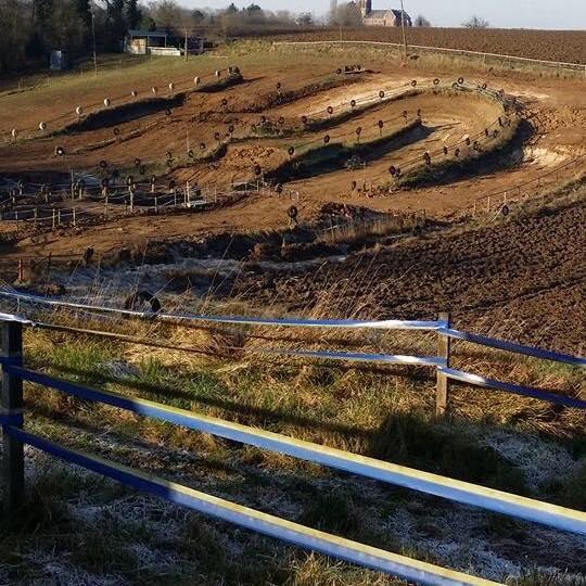 Les photos du Terrain Moto Cross de Plainville