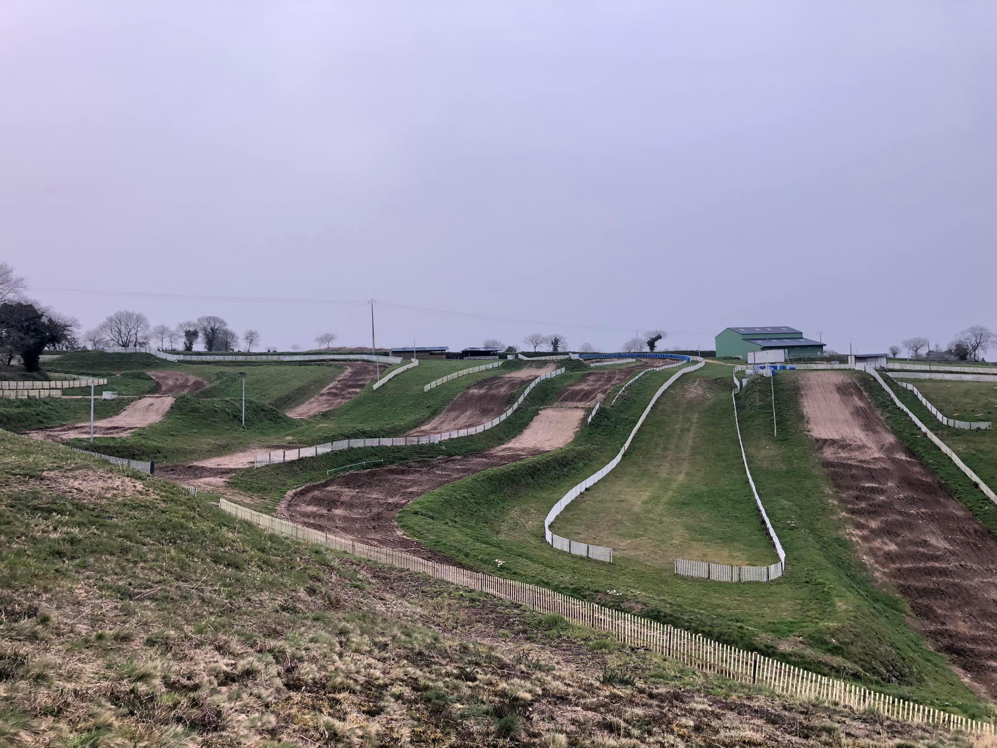 photos du Terrain Moto Cross de Plounérin