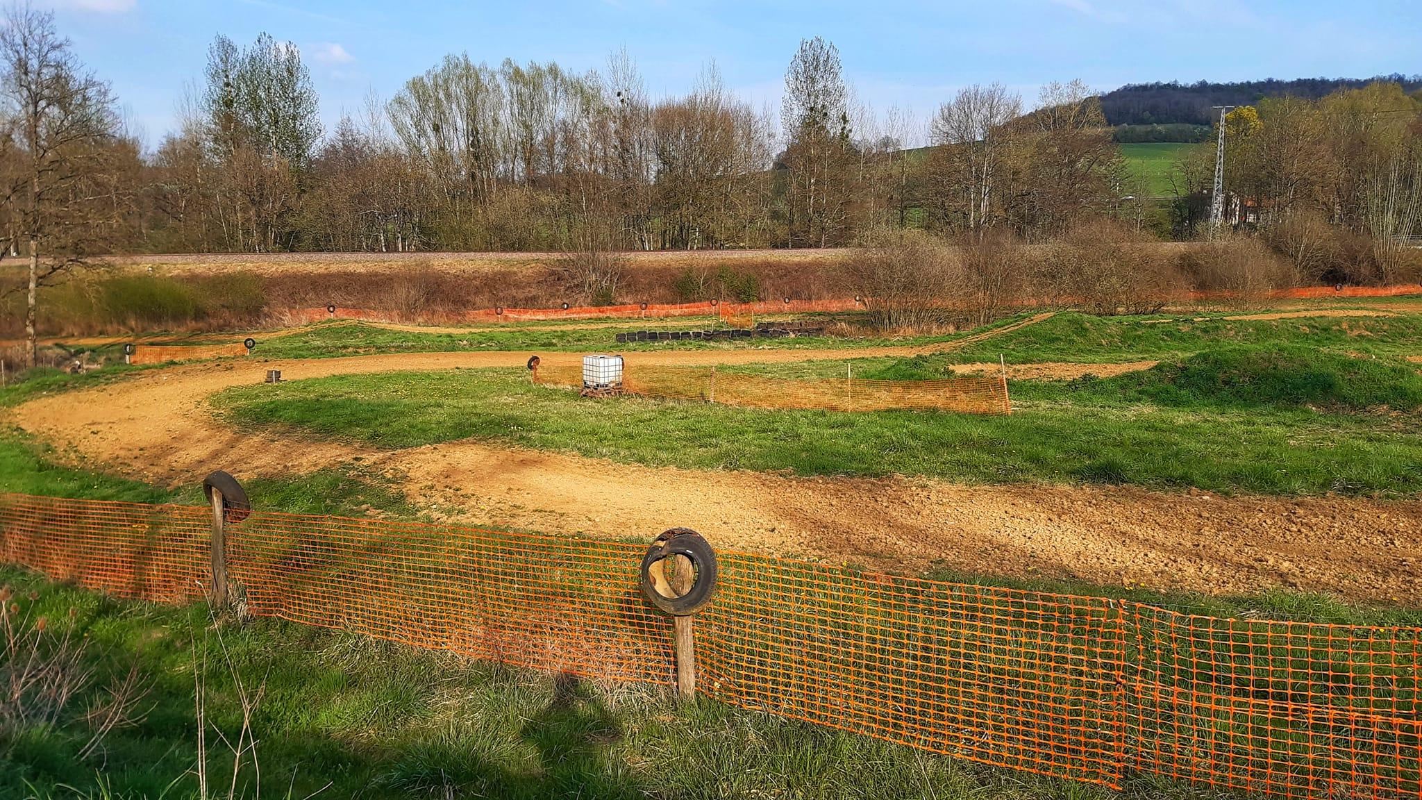 photos du Terrain Moto Cross de Rolampont