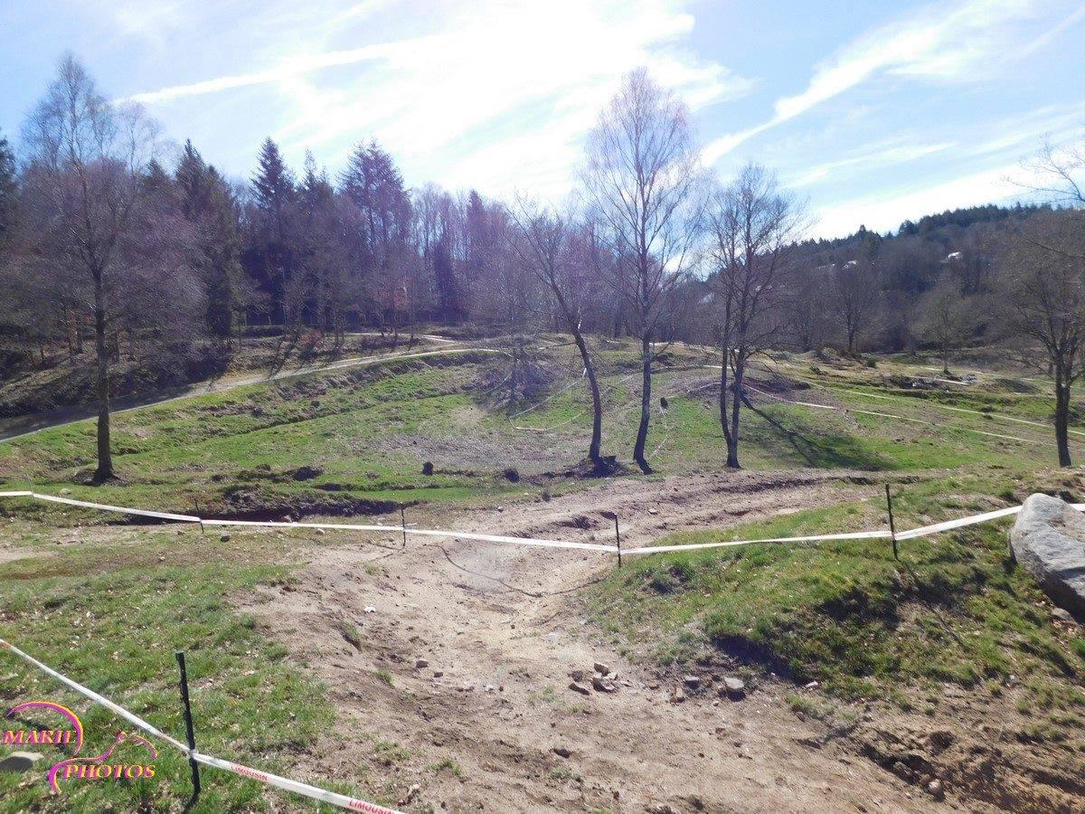 Les photos du Terrain Moto Cross de Royère de Vassivière