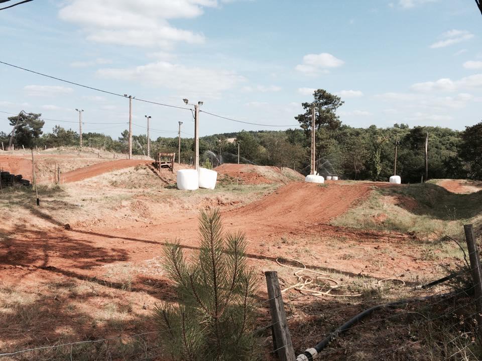 Les photos du Terrain Moto Cross de Saint Cybranet