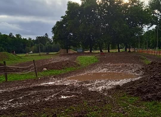 Les photos du Terrain Moto Cross de Saint Germain des Prés à Saint-Jory-las-Bloux