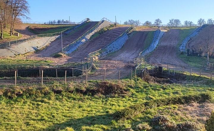 Les photos du Terrain Moto Cross de Saint-Julien-des-Landes