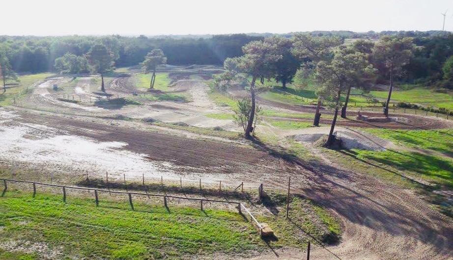 Les photos du Terrain Moto Cross de Saint-Secondin